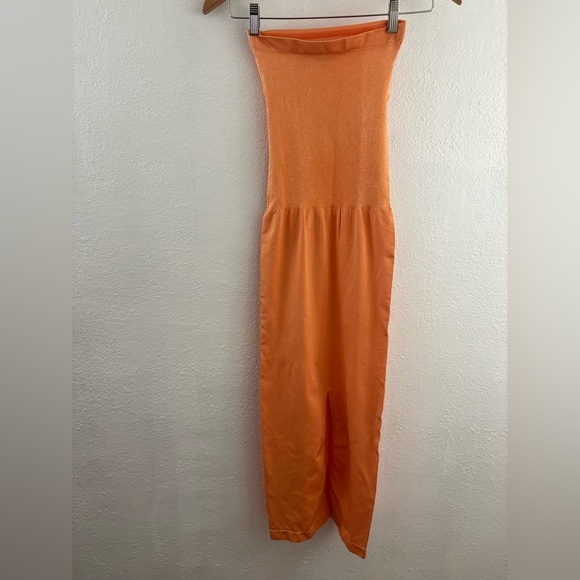 Wishlist Fitted ribbing at the waist strapless orange body shape dress size S - Picture 7 of 8